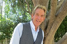Dr. Stephen J. Howard, DDS outdoors